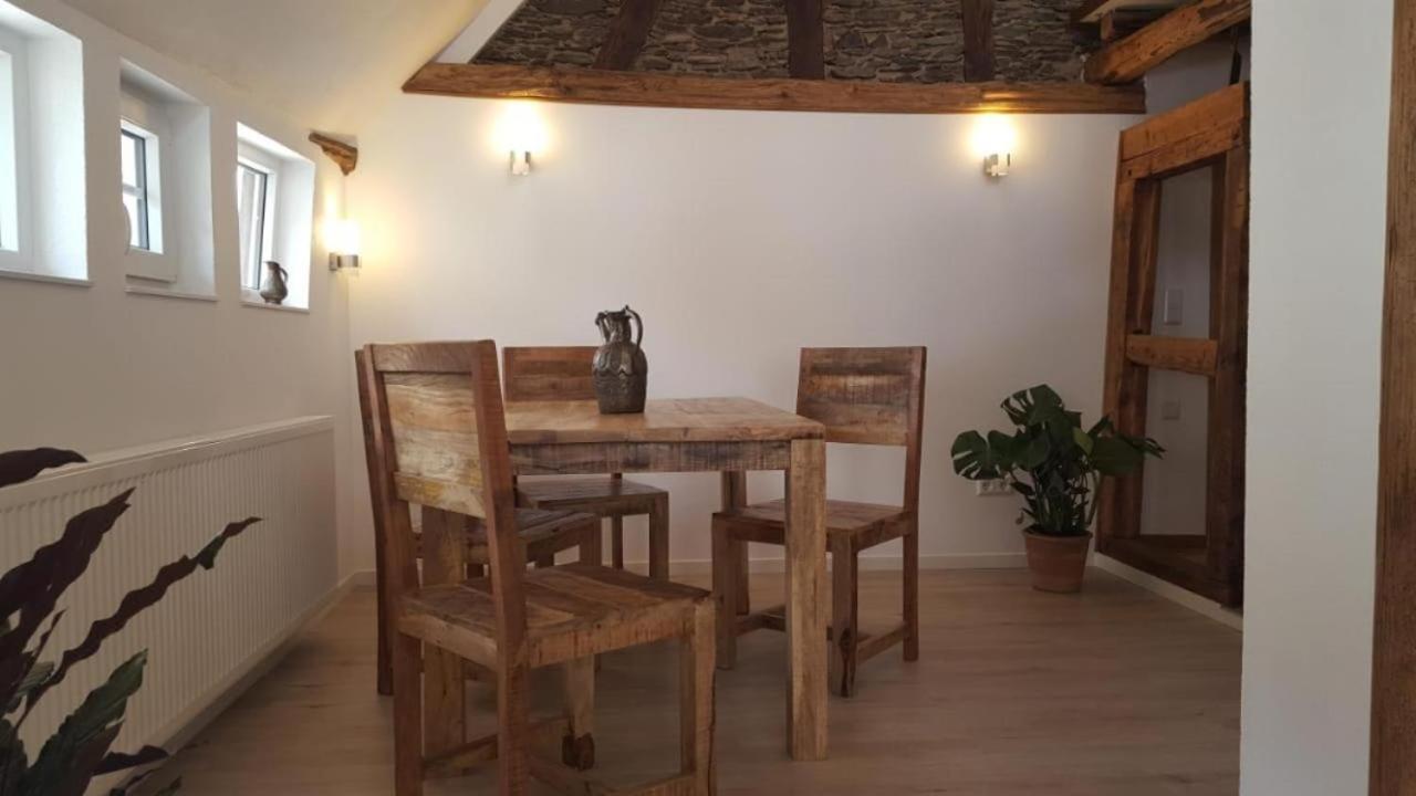 Cafe-Konditorei-Pension Sander Niederfell Екстериор снимка